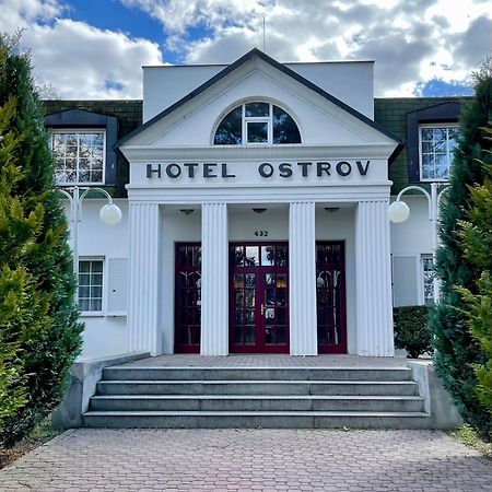 Hotel Ostrov 님부르크 외부 사진