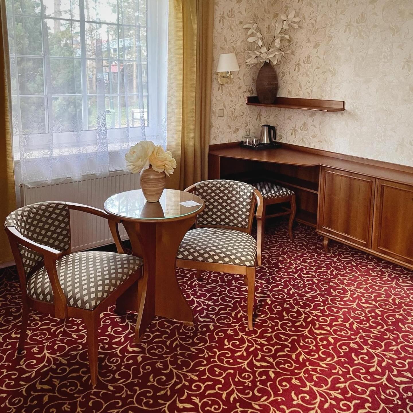 Hotel Ostrov 님부르크 외부 사진
